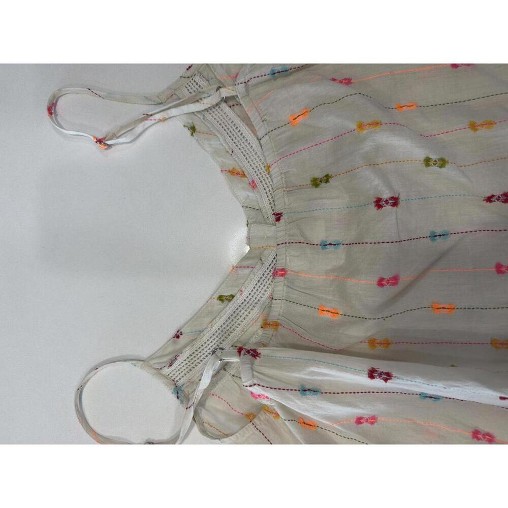 Lovestitch Women's Sleeveless Button-Front Top with Tassel Tie - Picture 5 of 5
